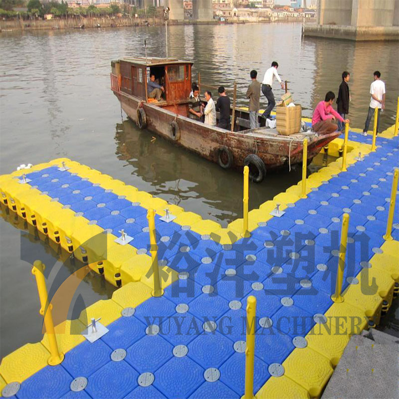 High Output Plastic Machinery 50L Industrial Floating Dock Plastic Blow Molding Machine Suitable